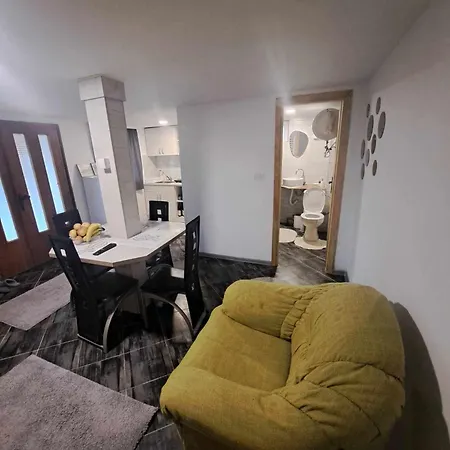 Tosic بيت للعطل Trnava (Cajetina)